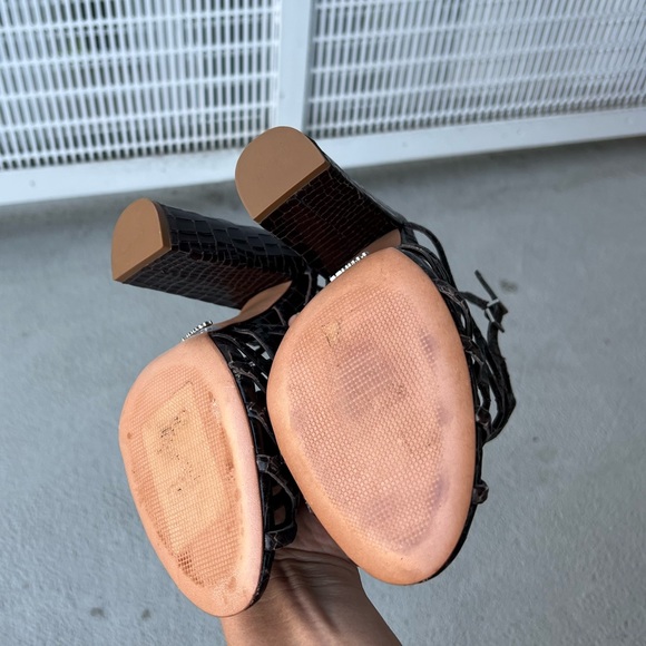 Gorgeous brown caged block heel Schutz sandals - Picture 2 of 6